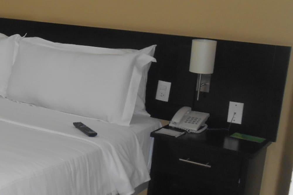 Gamma Leon Otel Dış mekan fotoğraf
