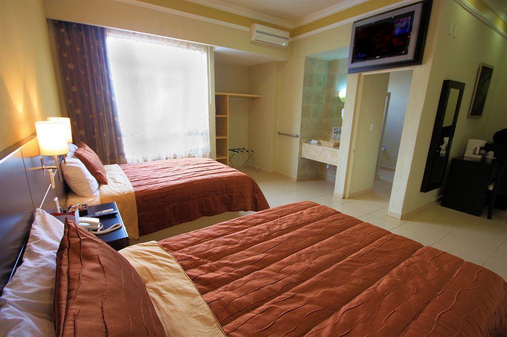 Gamma Leon Otel Dış mekan fotoğraf