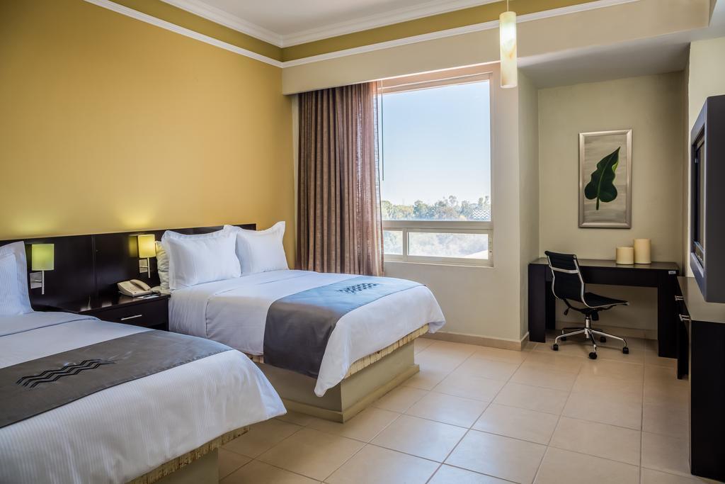 Gamma Leon Otel Dış mekan fotoğraf