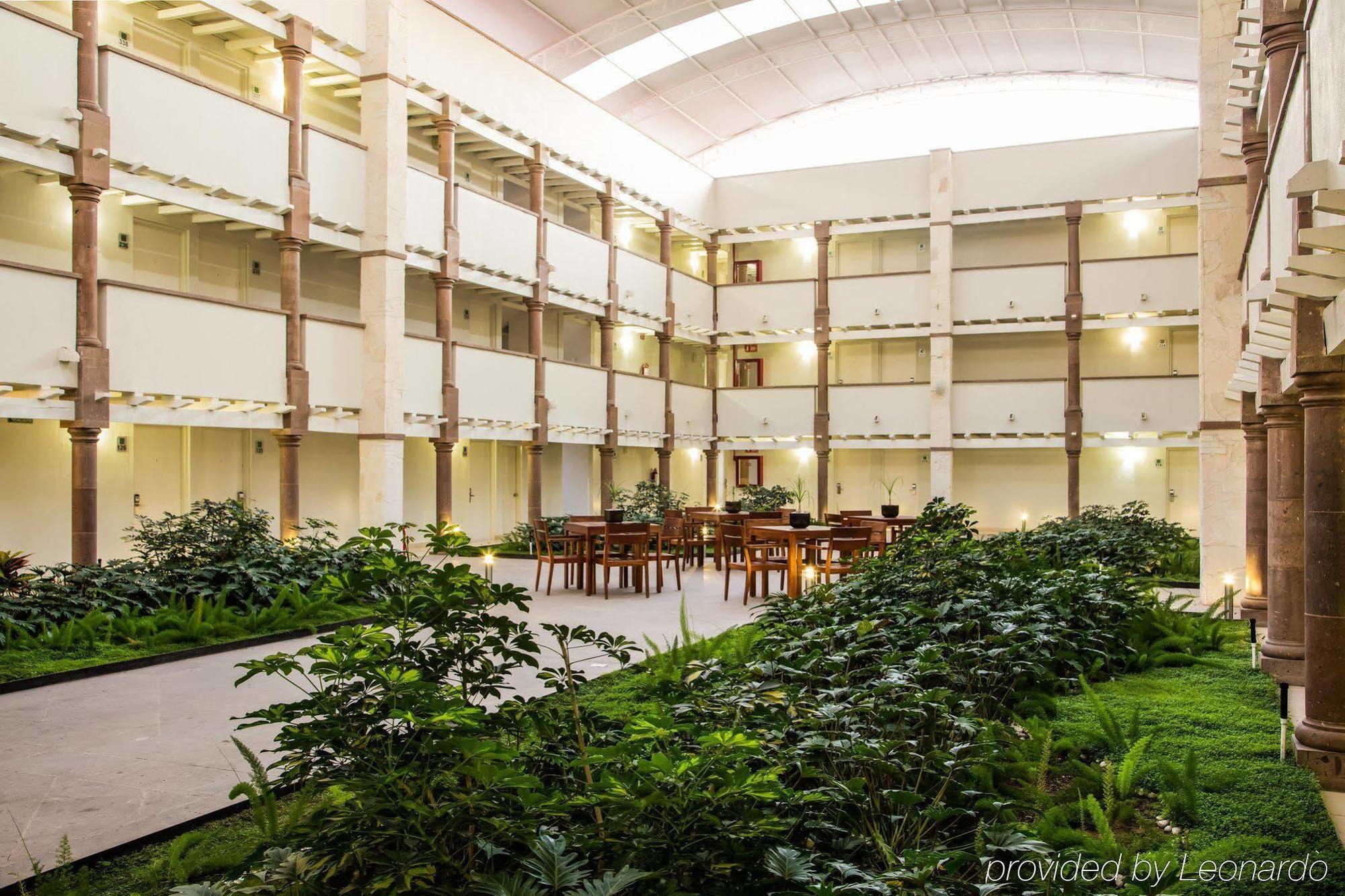 Gamma Leon Otel Dış mekan fotoğraf