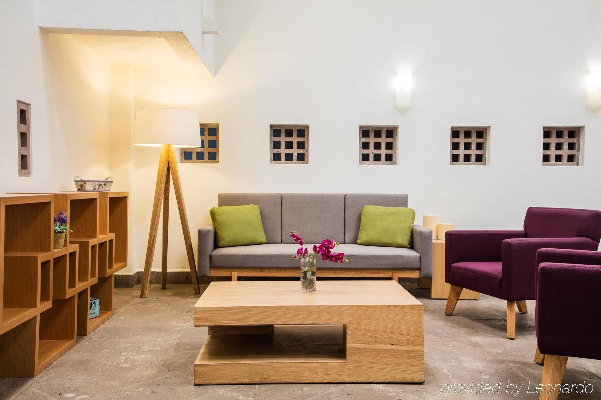 Gamma Leon Otel Dış mekan fotoğraf